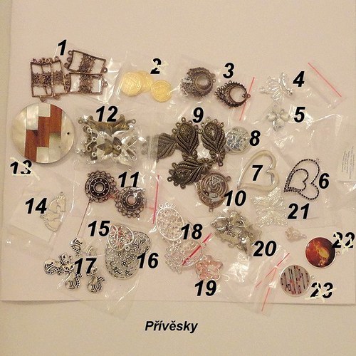 Přívěsky — foto 1