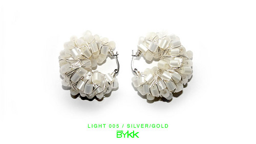 Light 005 / Silver/Gold — foto 1