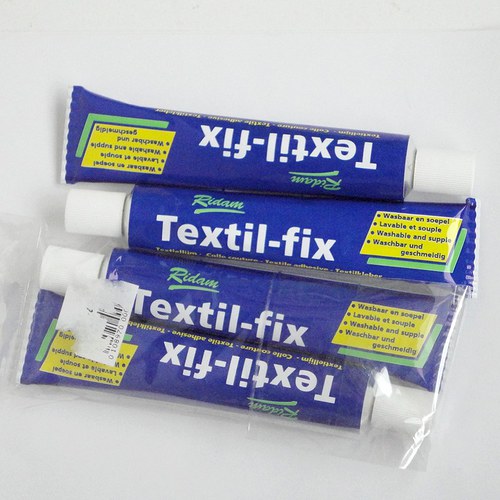 Lepidlo na textil — foto 1