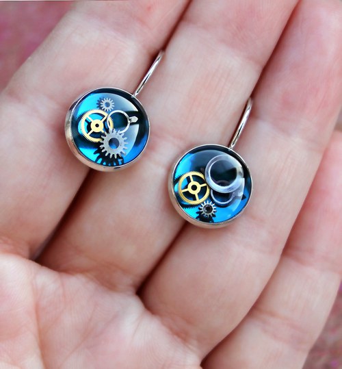 Light blue circles — foto 1