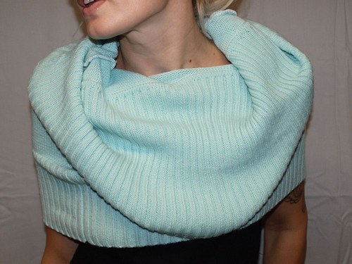 Neck-on s vodou — foto 1
