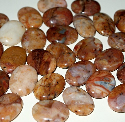 Chalcedon ovál 25x18x6 mm — foto 1