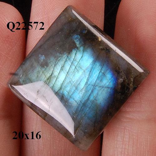 Labradorit -cabochon — foto 1