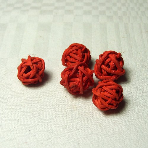 Kouličky červené prům. 1,5 cm, 5 ks