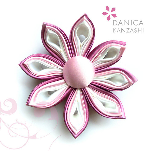 Maxi Kanzashi Brož — foto 1