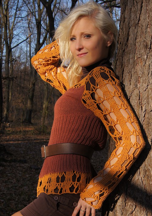 Halenka s háčkováním, vel. 36/44 — foto 1