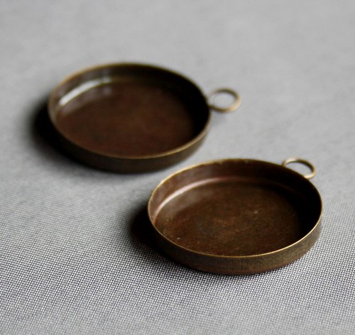 Starobronz resin lůžko 23mm — foto 1
