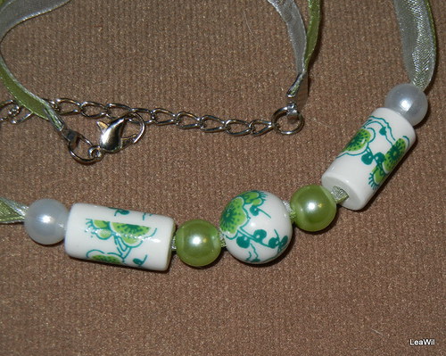 Zelený porcelánový náhrdelník