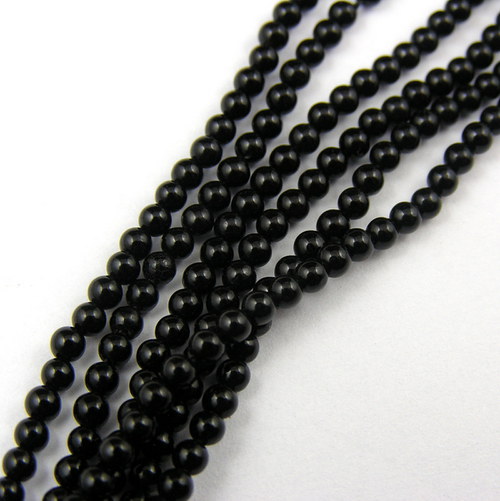 Onyx - kuličky 2mm (šňůra 12 cm) — foto 1