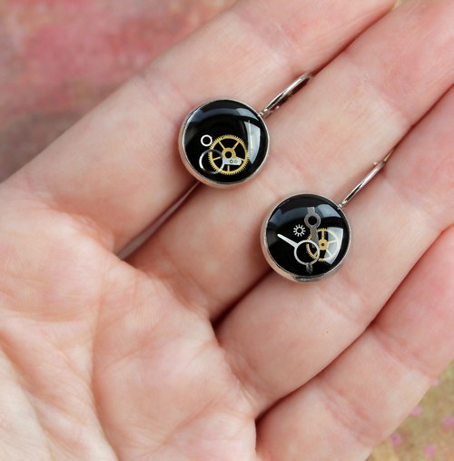 Black circles — foto 1