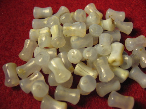 Chalcedon modrý váleček 8x5 mm (cena 4ks)