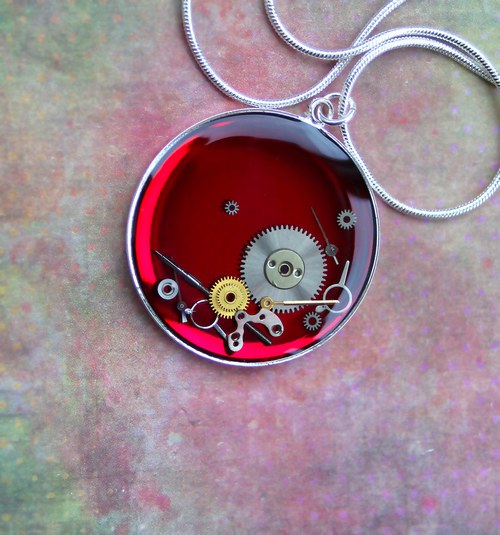 Mess in red — foto 1