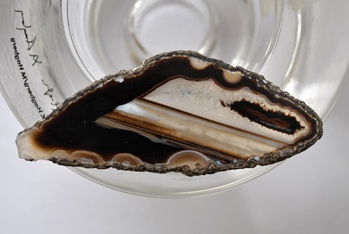 Achátový plátek - 6 x 2,5 x 0,3 cm — foto 1