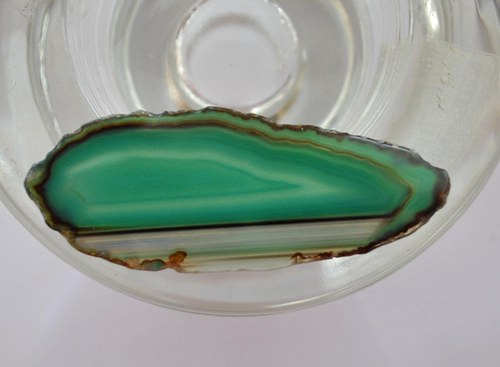 Achátový plátek - 5,5 x 2 x 0,2 cm — foto 1