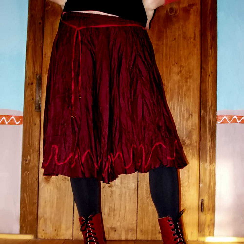Sukýnka bordová — foto 1