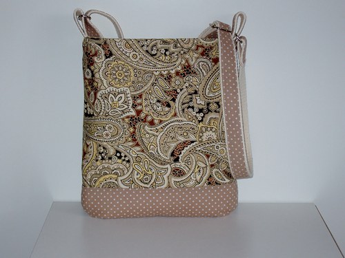Dívčí kabelka typu messenger s ornamenty — foto 1