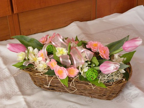 Košík s tulipány — foto 1