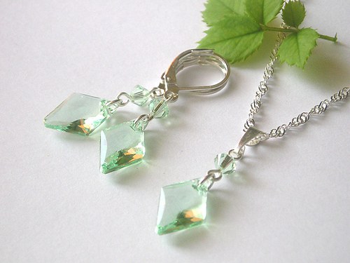 Swarovski sada Rhombus Chrysolite — foto 1