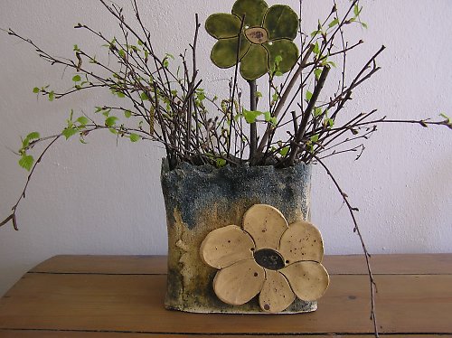 Keramický truhlík — foto 1