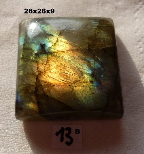 Labradorit- CABOCHON- velký — foto 1