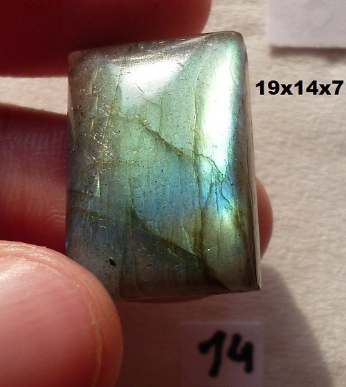Labradorit- CABOCHON- velký — foto 1