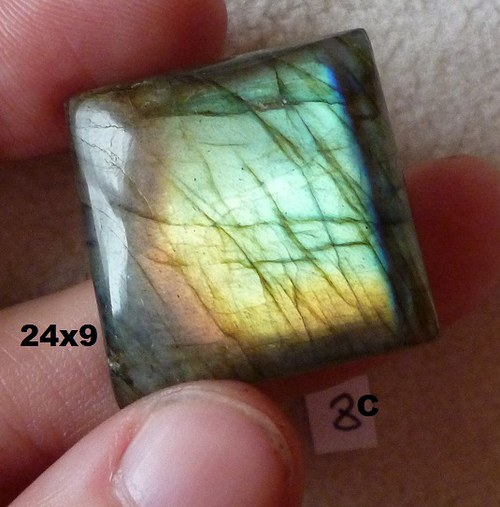 Labradorit- CABOCHON- velký — foto 1