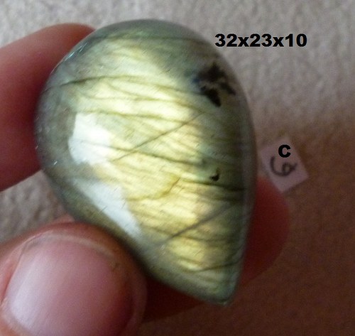 Labradorit- CABOCHON- velký — foto 1