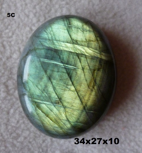 Labradorit- CABOCHON- velký — foto 1