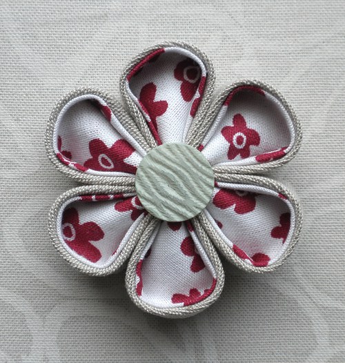 Kanzashi kvítek — foto 1