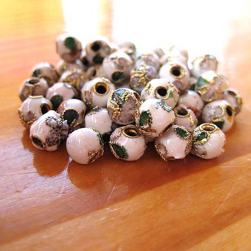 Cloisonne Korálky 6mm - 10ks - Bílé — foto 1
