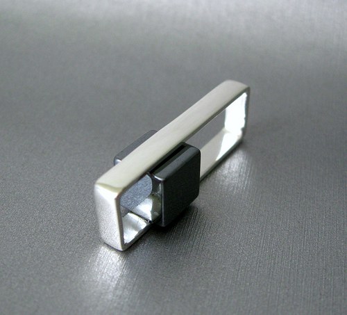 Hematitová kocka II (prívesok) — foto 1