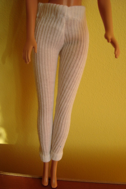 Bílé legíny pro Barbie — foto 1
