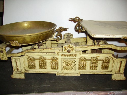 Mosazná váha — foto 1