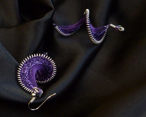 Fialové elegantní kroucenky — foto 1