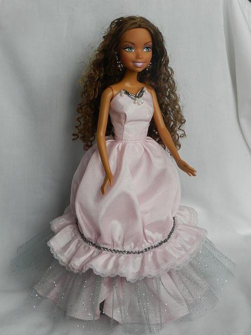 Šatičky pro Barbie — foto 1