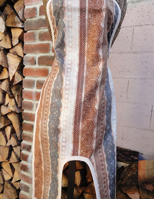 Nohatá zástěra — foto 1