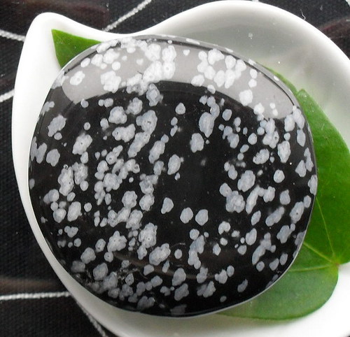 Obsidián vločkový 43x41mm — foto 1