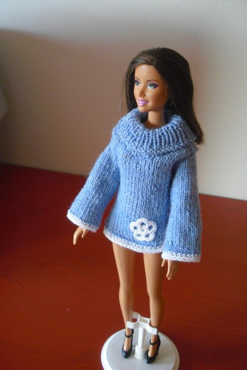 Modrý rolák pro barbie — foto 1