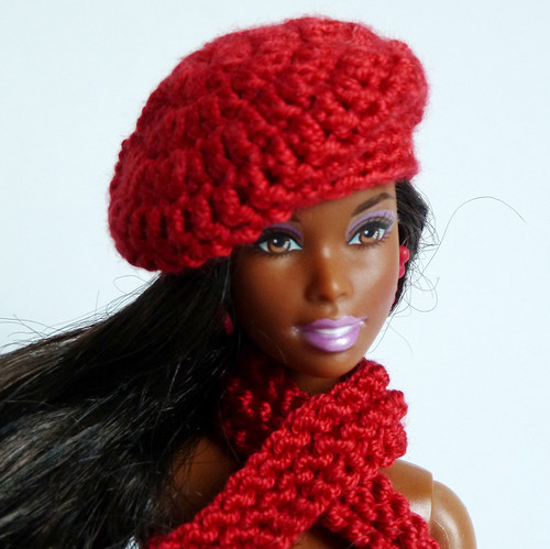 RED baret a šála pro Barbie — foto 1