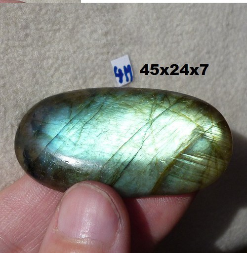 Labradorit- CABOCHON- velký — foto 1