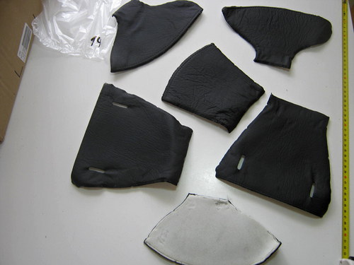Kůže - kousky 14 — foto 1