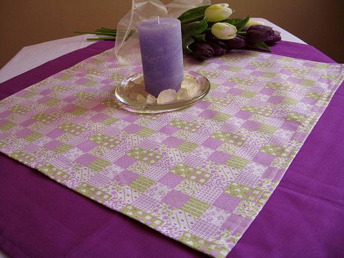 Fialový patchwork- souprava dvou ubrusů — foto 1