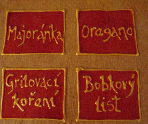 Popisky na kořenky - rezervace — foto 1