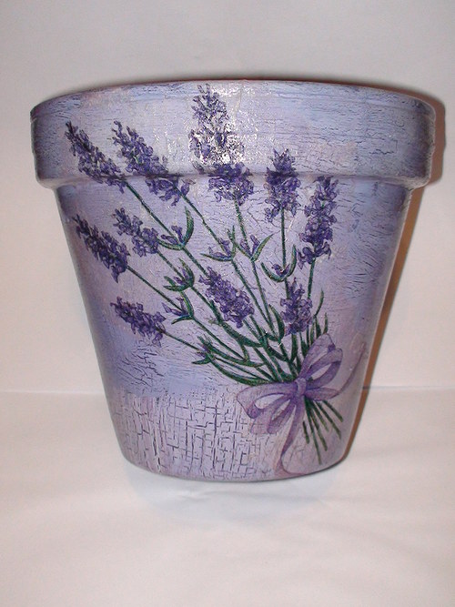Květináč s levandulí technikou decoupage — foto 1