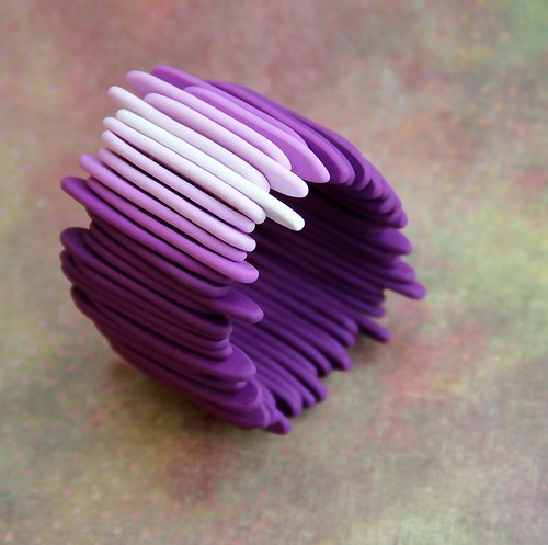 Vertical lines /violet/ — foto 1