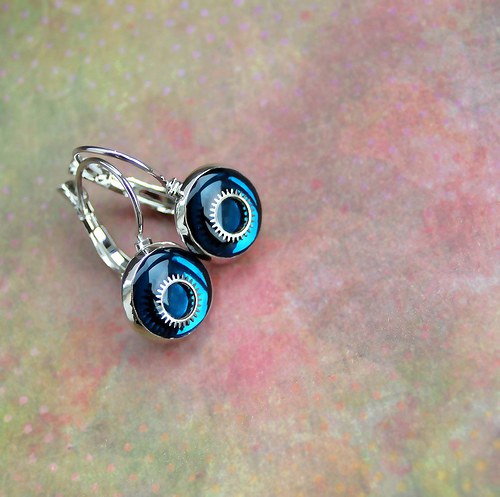 Light blue circles — foto 1