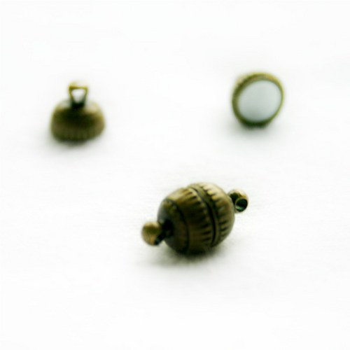 Magnetické zapínání bronz — foto 1