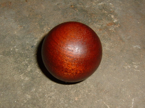 Malá mahagonová — foto 1