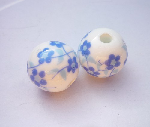 Porcelánové kuličky 2 ks — foto 1