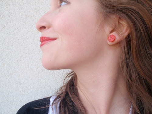 "Buttons" — foto 1